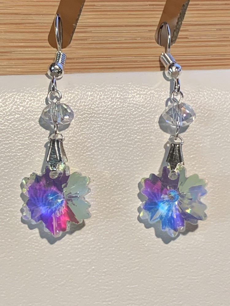 HOLIDAY SALE**HANDCRAFTED FACETED AUSTRIAN AURORA CRYSTAL SNOWFLAKE EARRINGS.sil