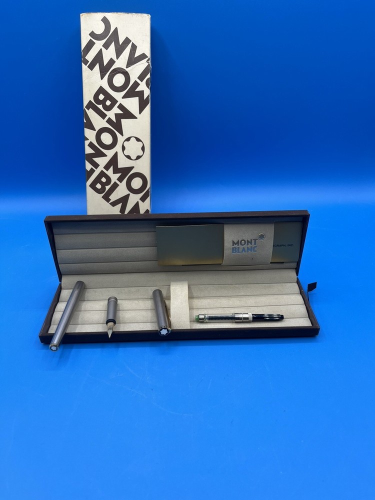 Montblanc 585 Gold Nib Fountain Pen with Original Box