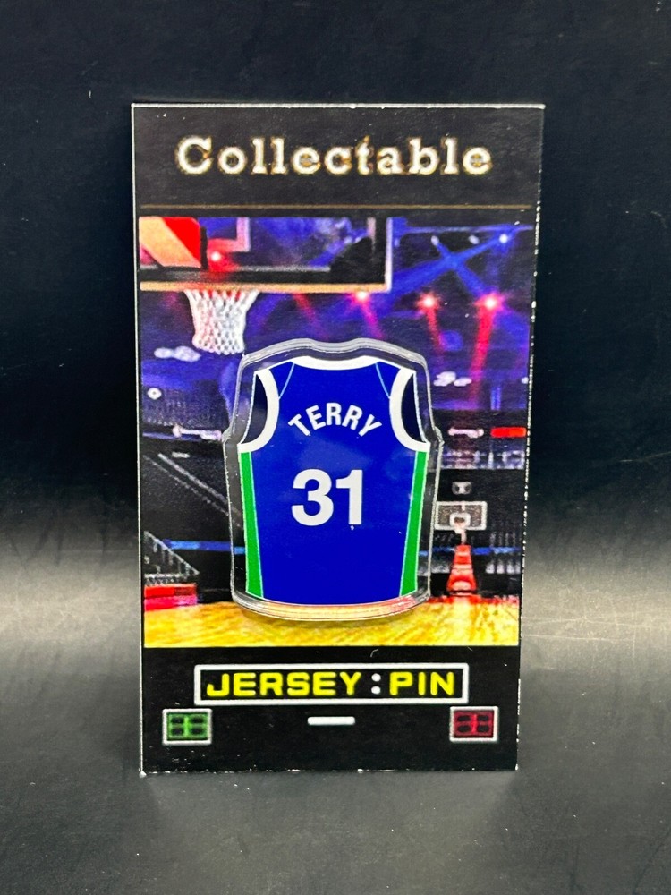 Dallas Mavericks Jason Terry retro collectible jersey lapel pin