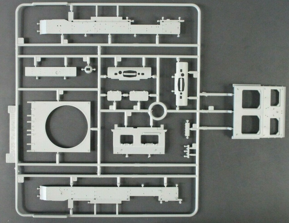 Cyber Hobby 1/35th Scake Pz.Bef.Wg.III Ausf.J Parts Tree B from Kit No. 6544