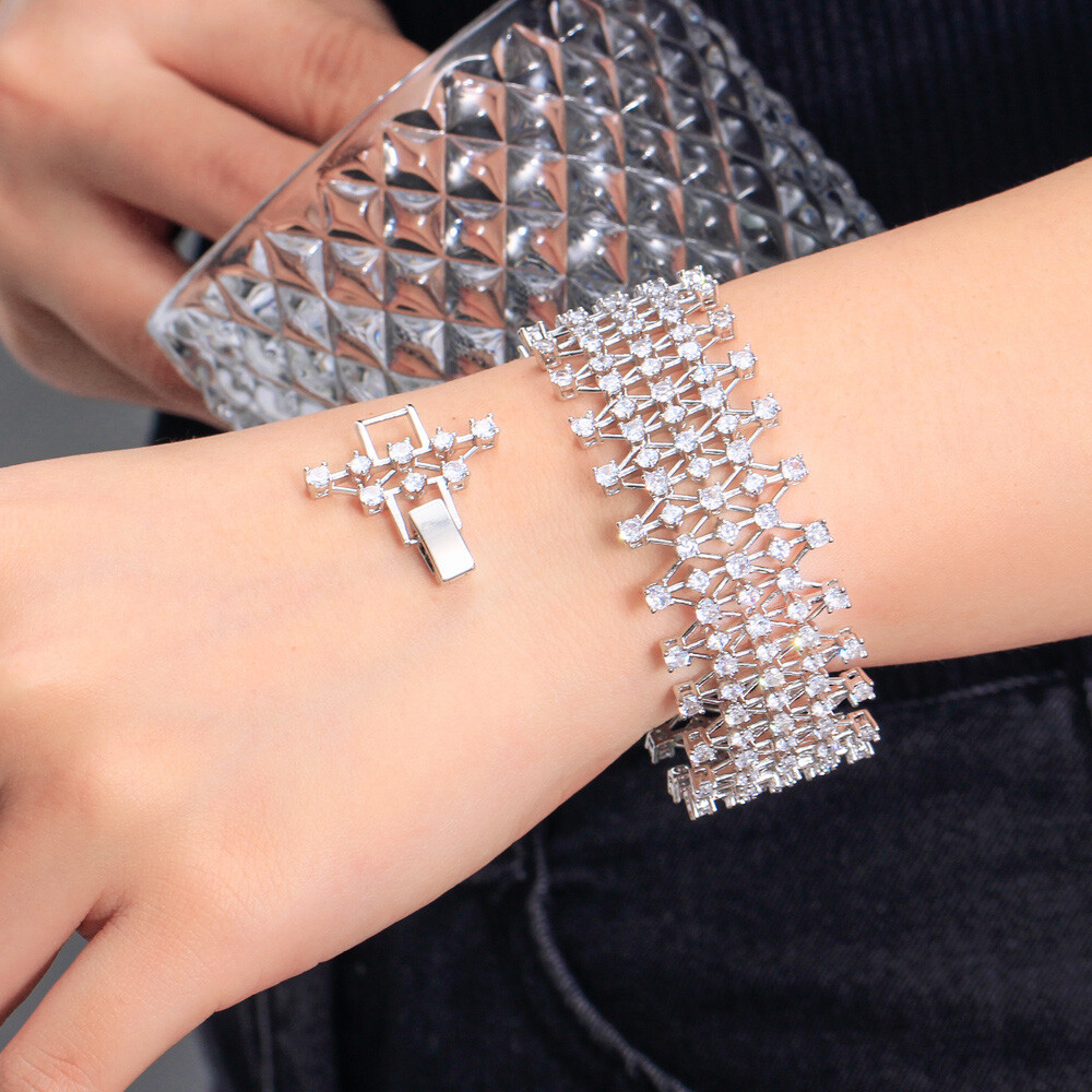 Women Stylish Silver Plated Round Cubic Zirconia Wide Bangle Bracelet for Bridal