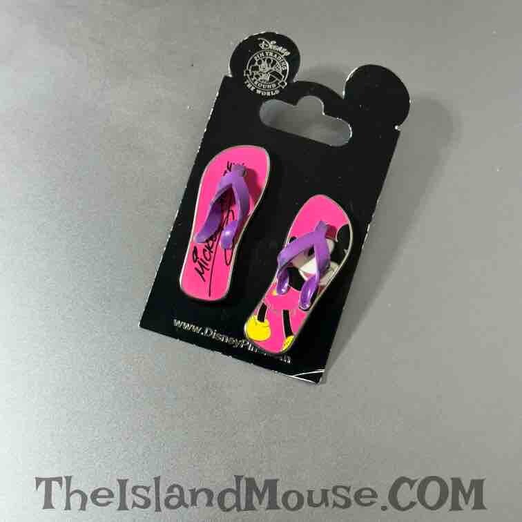 Disney Mickey Hawaii Aulani Sandals Beach Flip Flops Two Pin Set (N1:90793)