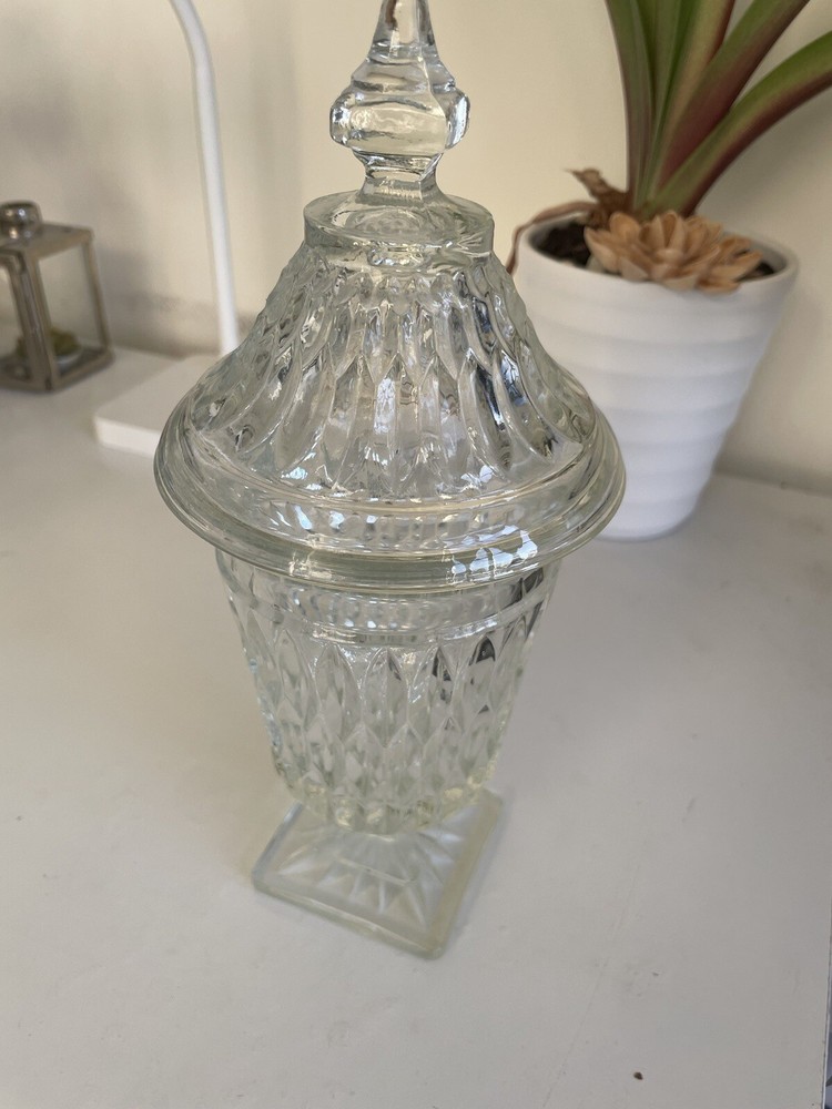 Vintage Indiana Glass Mount Vernon Candy Dish