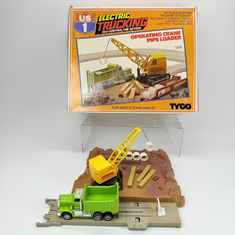Tyco US1 Electric Trucking HO Scale Operating Pipe Loader & Truck Play Set