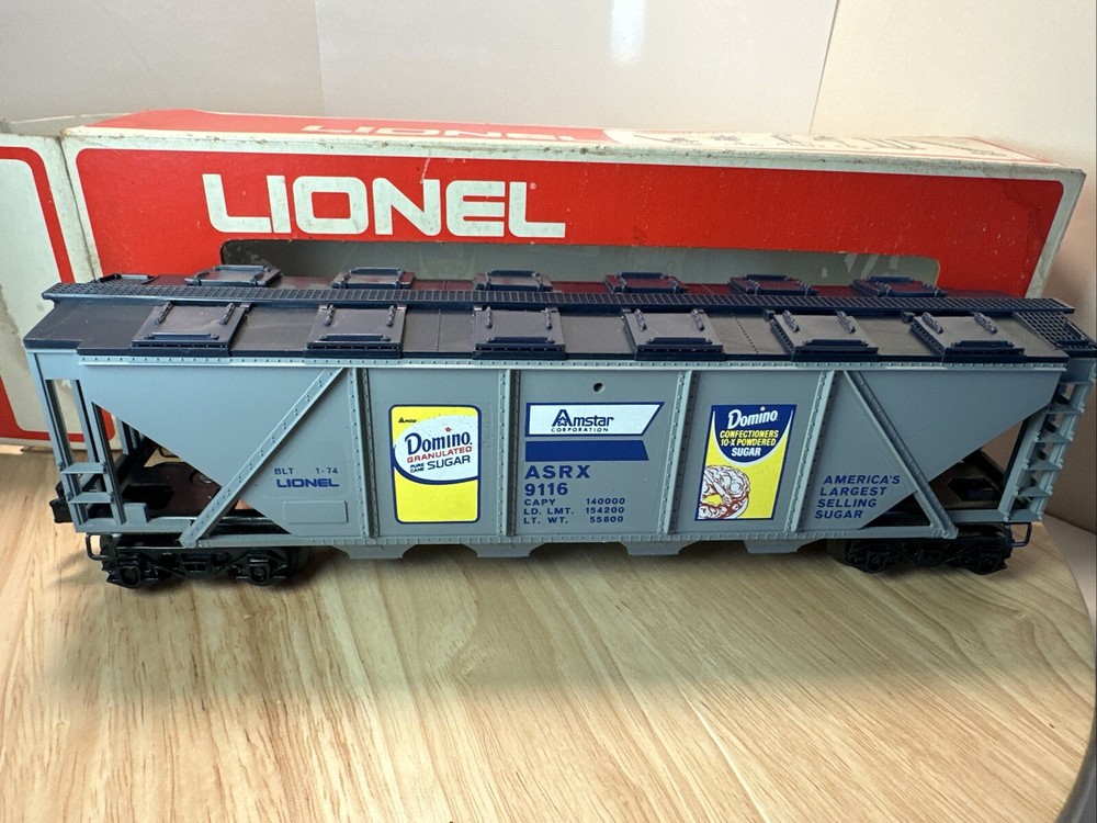 Lionel O Gauge MPC Era Domino Sugar Covered Hopper 9116 1974 Classic Boxed