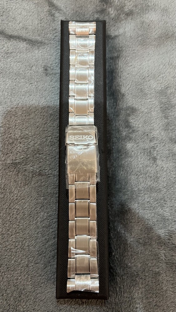 SEIKO MM300 Genuine MarineMaster Bracelet  M0MR211H0 Brand New