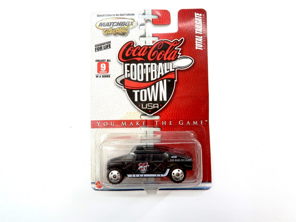 MATCHBOX COCA-COLA FOOTBALL TOWN USA 2004 Humvee ~ Total Tailgate Collection
