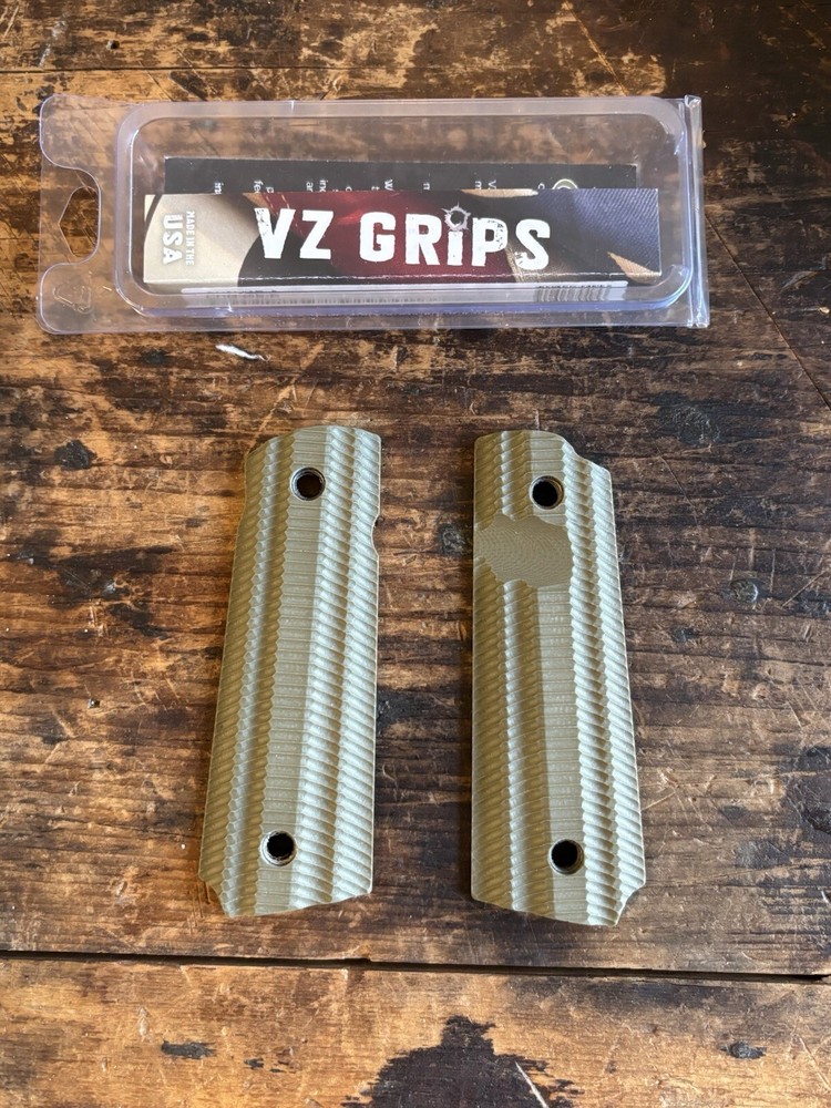 VZ Alien 1911 Grips