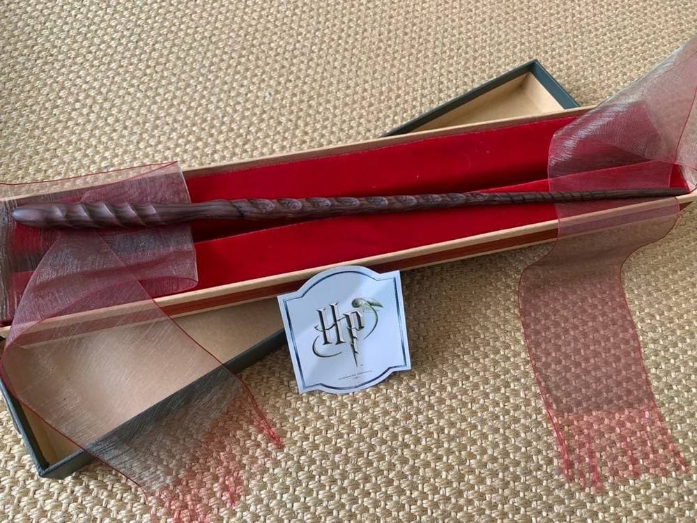 Harry Potter Wand Cho Chang Rare Noble Collection 1st Excellent