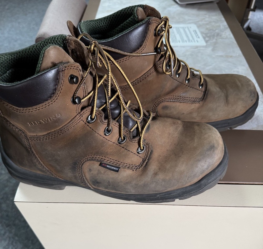 Red Wing Mens Size 13 US King Toe Lace-Up Work Boots Well Worn Grunge Style
