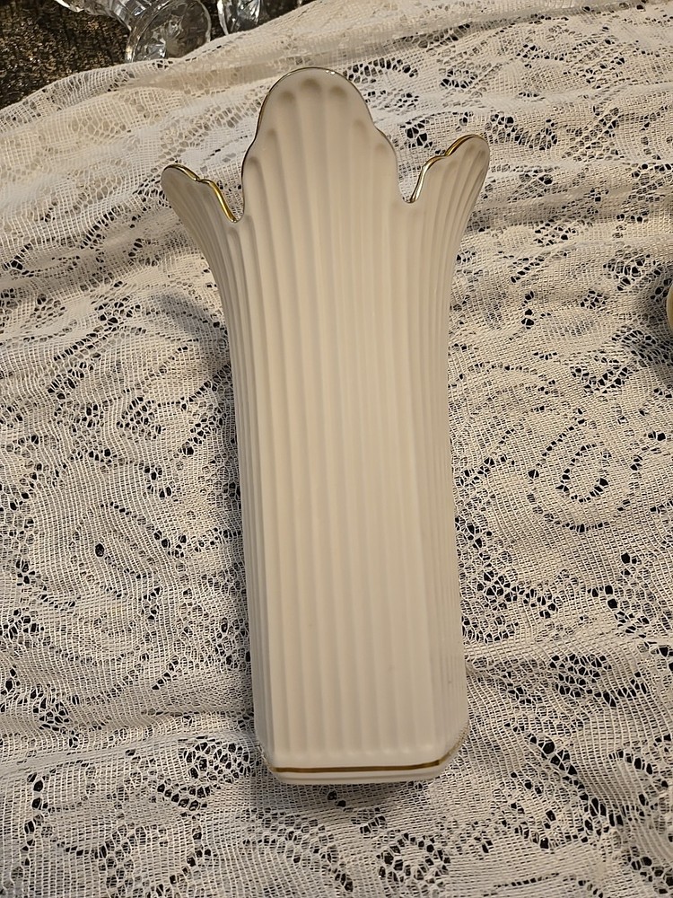 3 Small Lenox Vases And A Lenox Jesus Holding A Baby.  Also An Angel ( Not Lenox