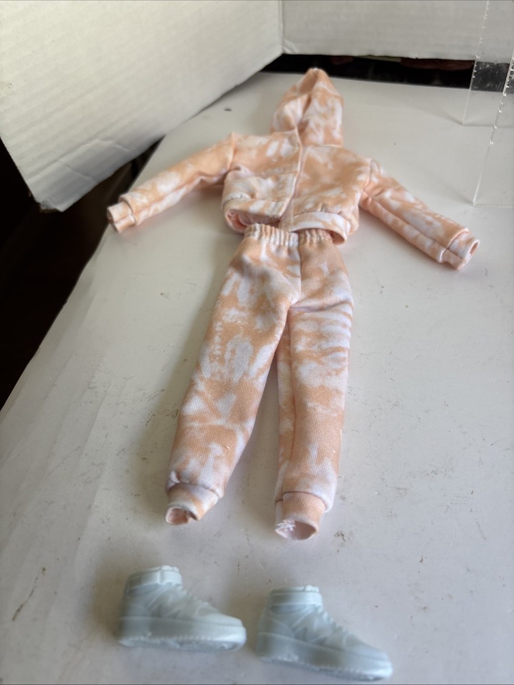 Barbie KEN Dream Besties Clothes For Doll Hoodie Pants And Shoes New