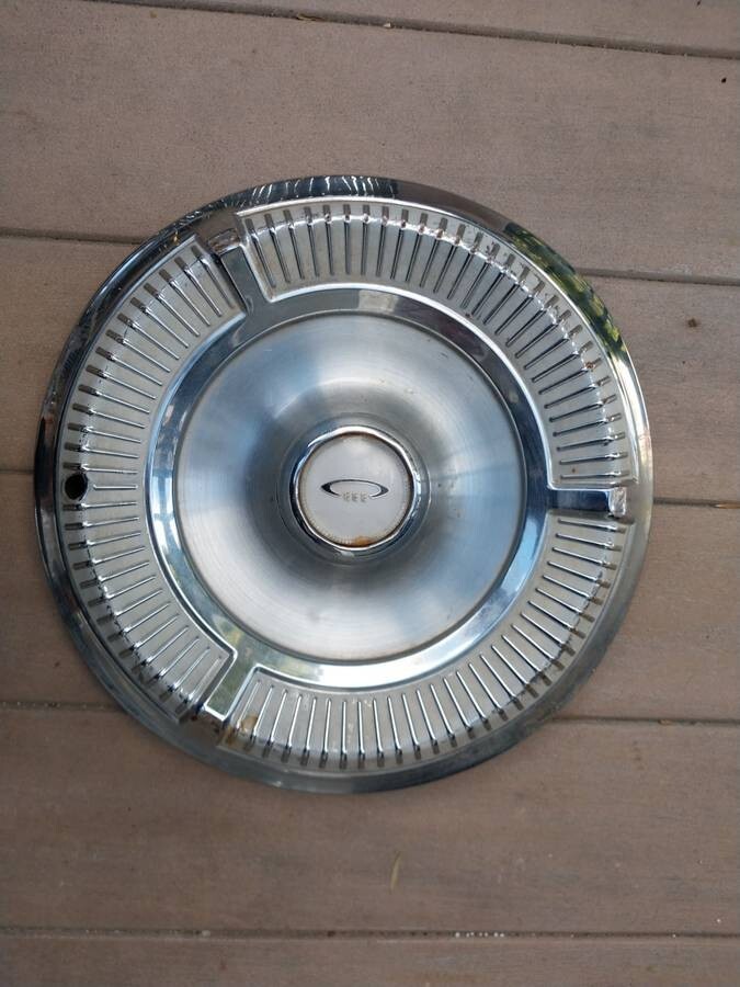 1964 VINTAGE CHRYSLER DODGE PLYMOUTH NEW YORKER NEWPORT 300 HUBCAP WHEEL COVER