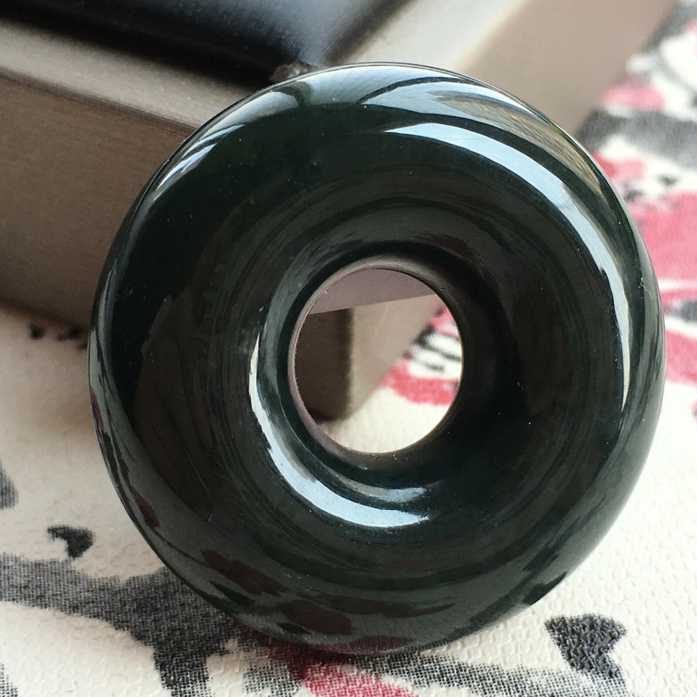 30mm certified natural Hetian jade green cyan donut pendant with safety buckle