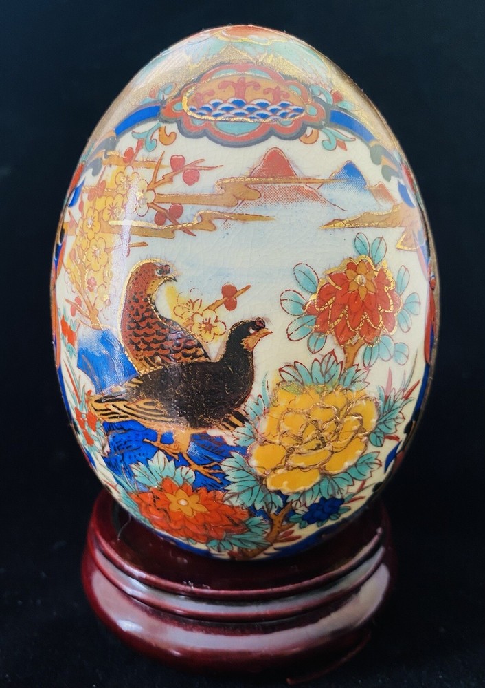 Vintage Hand-Painted Chinese Egg Porcelain with Gold Gilded Moriage 4.5 Inch