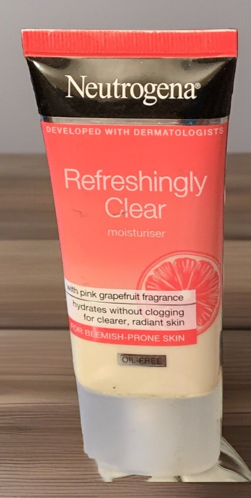Neutrogena Oil-Free Clear Skin Moisturiser 50ml for Fresh Hydration