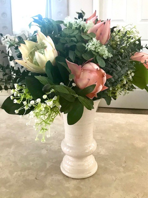 Floral Decor Mixed Bouquet Peach Arrangement - Cream Ceramic Vase - Beautiful!