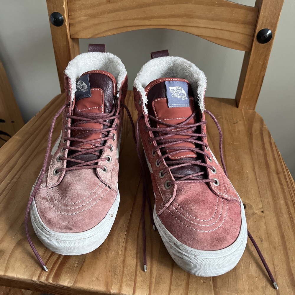 Vans Sneakers MTE Sk8-Hi Top Men’s 8.5 Red Suede Boots Fur Lined Shoes