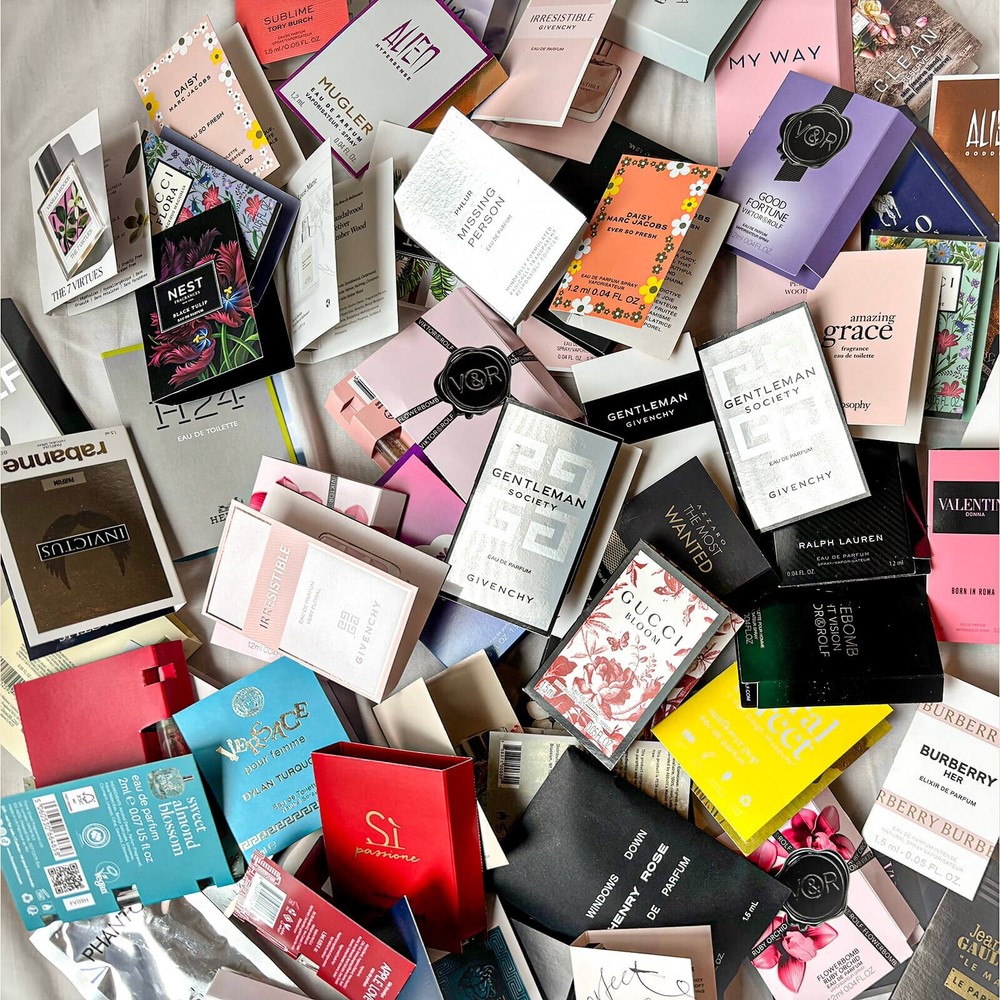 Lot of 15 High End Designer Perfume Samples Random Fragrances (No Duplicates)