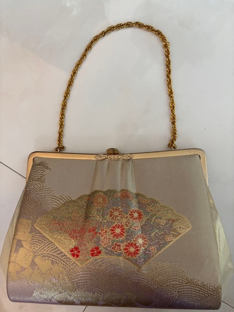 Japanese style bag with fan & flower embroidery, gold fabric, chain strap, used