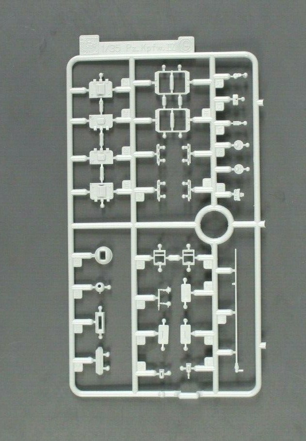 Dragon 1/35 Scale Panzer IV Bergepanzerwagen IV Parts Tree G from Kit No. 6438