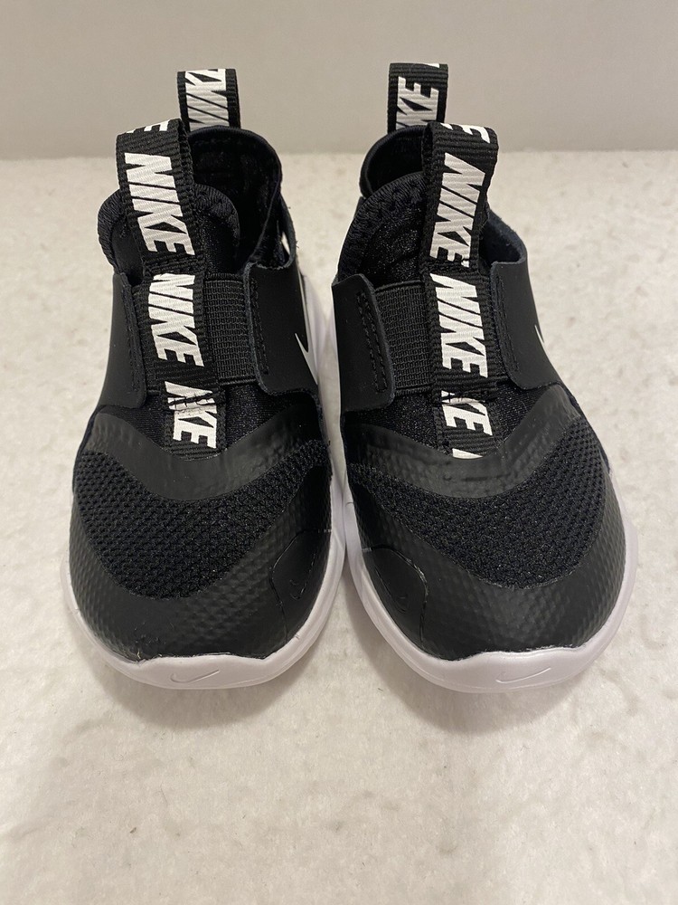 Новый 6C Nike Flex бегун маленьких детей туфли черный белый AT4665-001