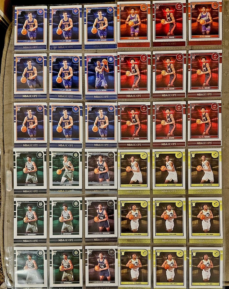 2024-25 Panini Hoops lot of 428 rookies and parallels.