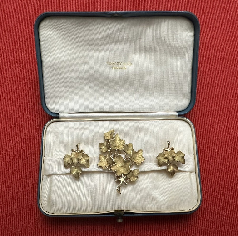 TIFFANY & CO 14K Gold Vintage Ivy Cluster Brooch and Earrings Set
