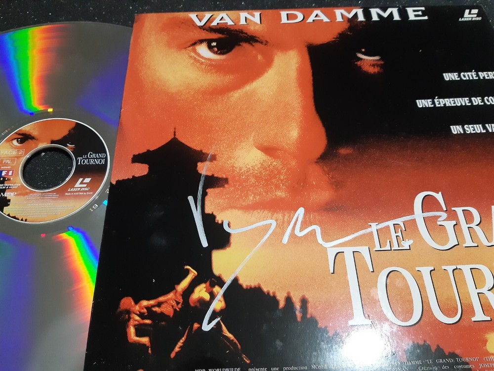 jean claude VAN DAMME autograph laserdisc LE GRAND TOURNOI signé live CANNES