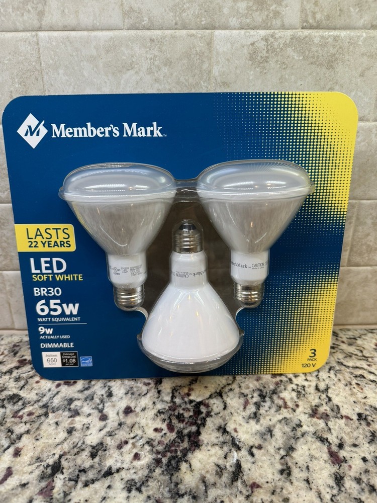 Member's Mark 8W Dimmable BR30 LED Flood Light , Daylight (3 pack)-image