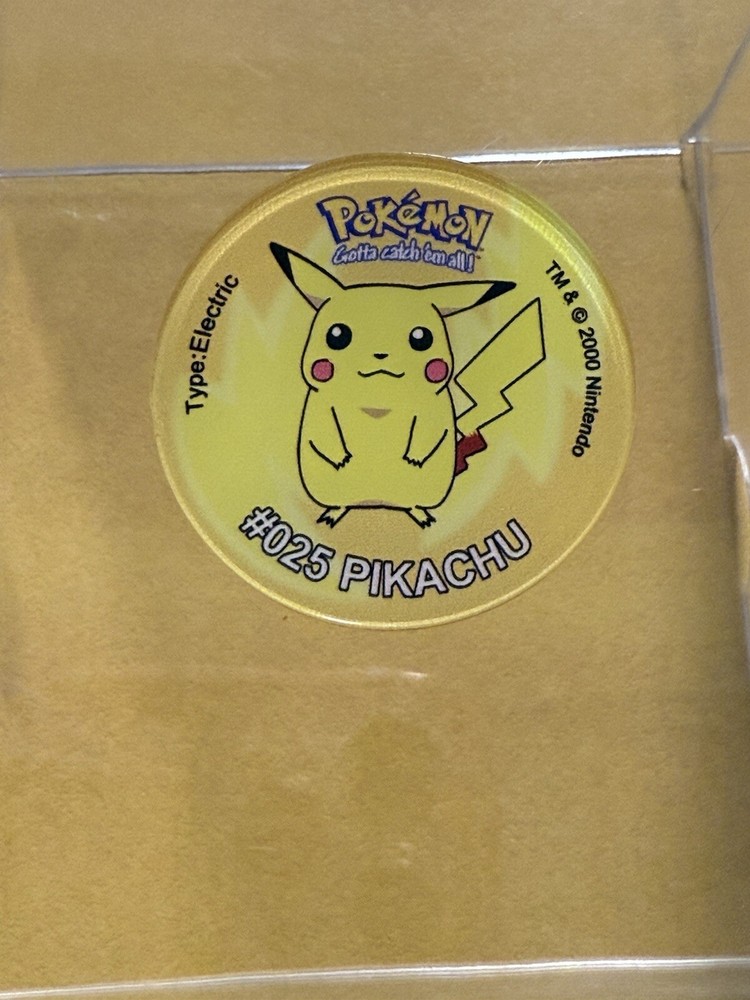 TAZO POKEMON ACRYLIC PIKACHU #025 Taps/Pogs/Flips/Coins