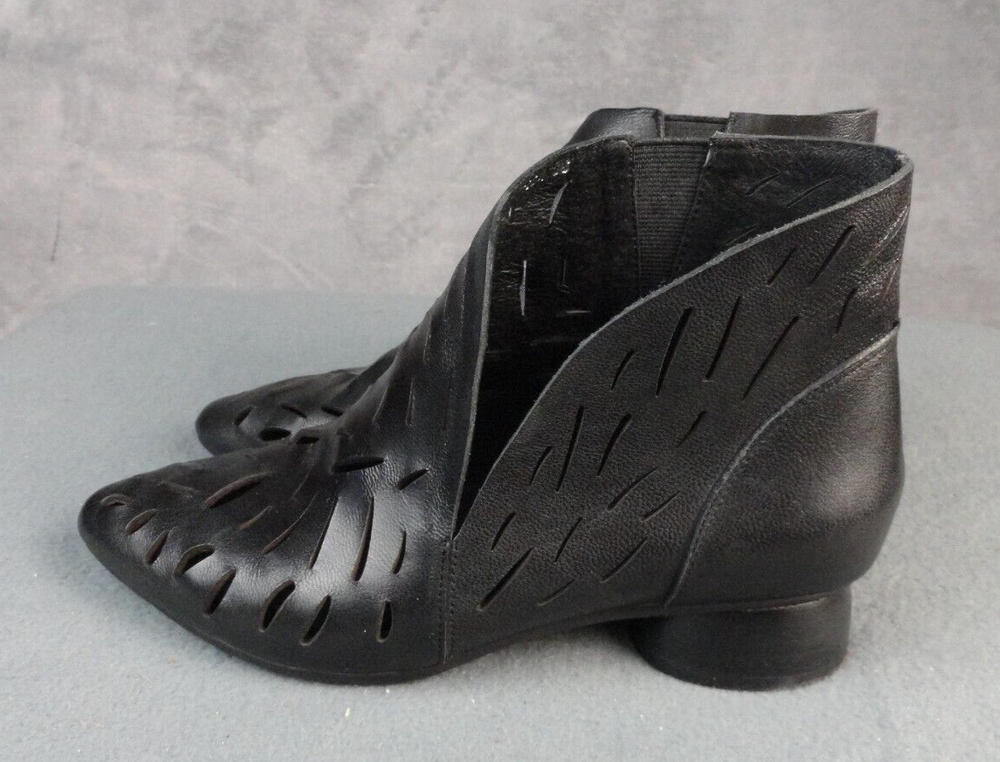 Women’s ANTELOPE  Bootie Shoes With Laser-Cut SlitsBlack Size EU 36 US 5-5.5