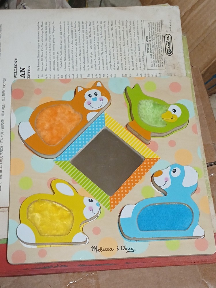 Melissa & Doug Used Tactile Peek-A-Boo Wood Pet Puzzle for Early Learning Ages 1+