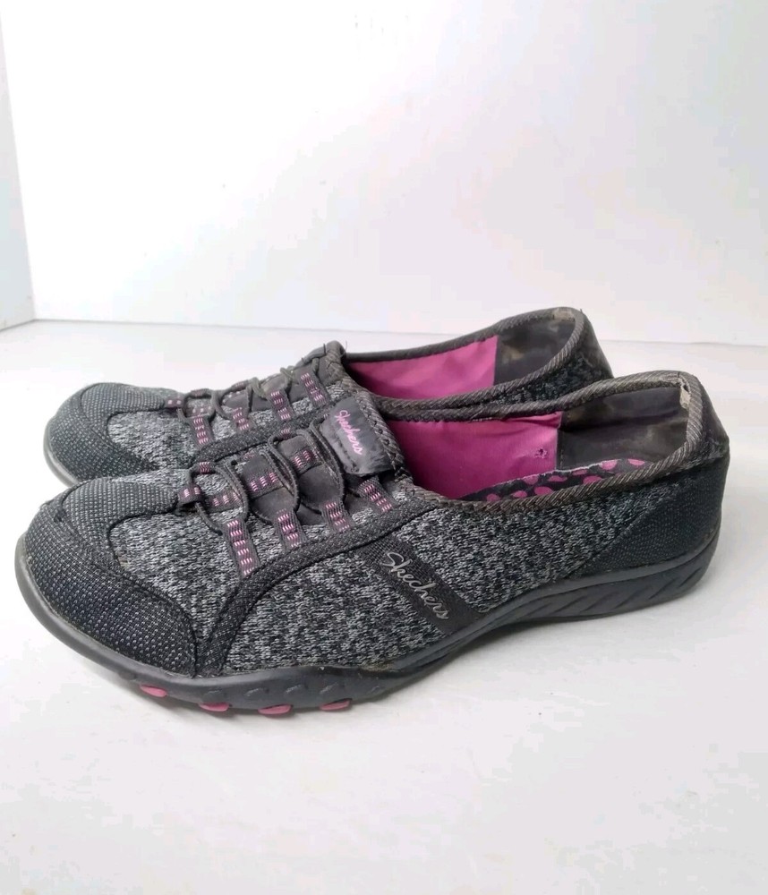 Skechers Women’s Size 8.5 Relaxed Fit Slip-on Comfort Sneakers Flat Shoes  23010