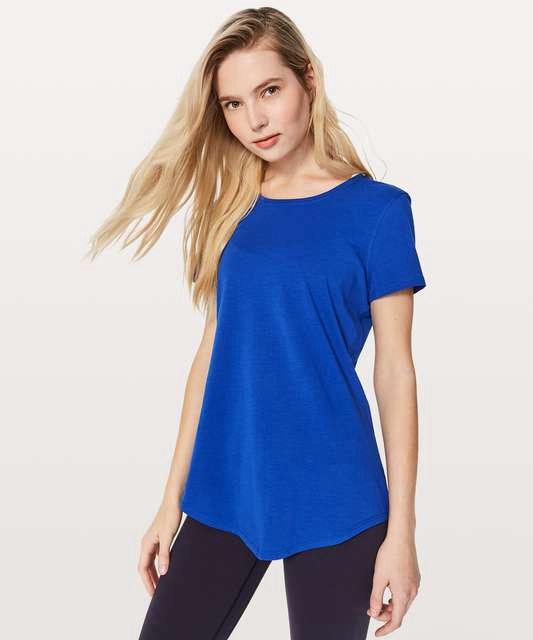 Lululemon High Neck Running and Training T-Shirt~SIZE: 8 (Symphony Blue)