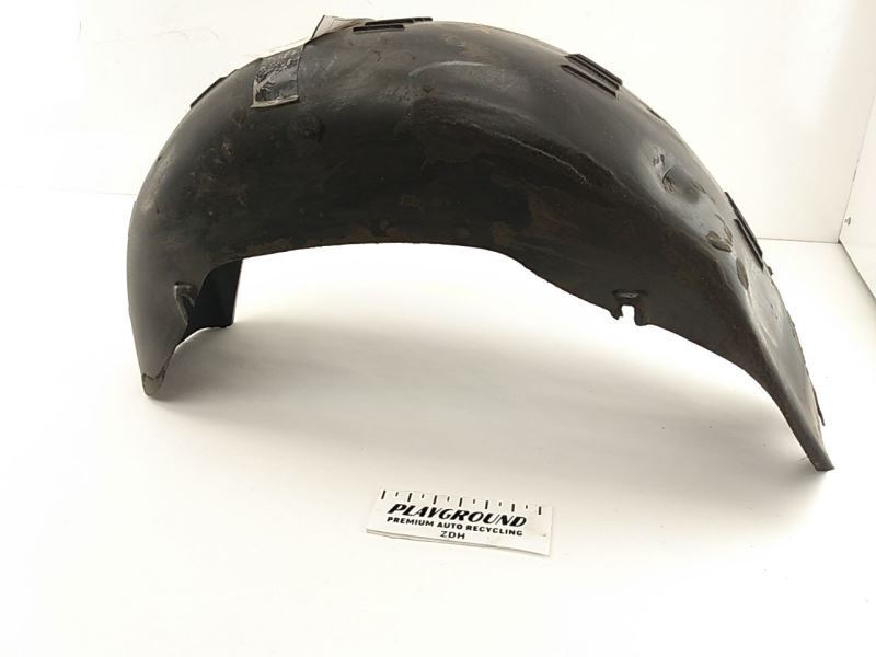 VOLVO 740 WAGON Right Front Inner Fender Liner Splash Shield Fits 85-92