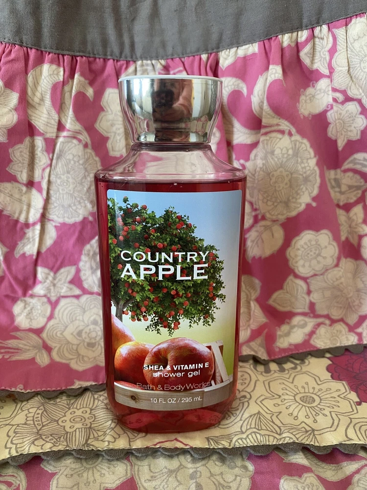 Bath & Body Works Shea & Vitamin E Shower Gel Country Apple