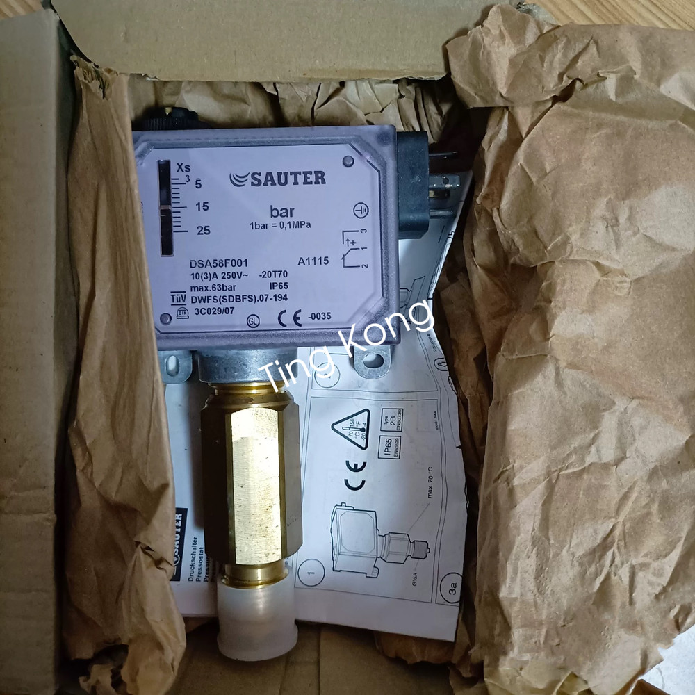 1PC Brand New DSA58F001 Pressure Switch By FedEx or DHL