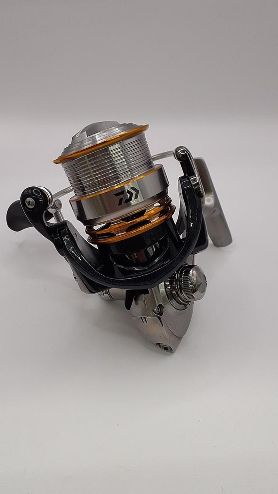 Daiwa EM MS2506H Spinning Reel 5.6:1 Gear Ratio Pre-Owned