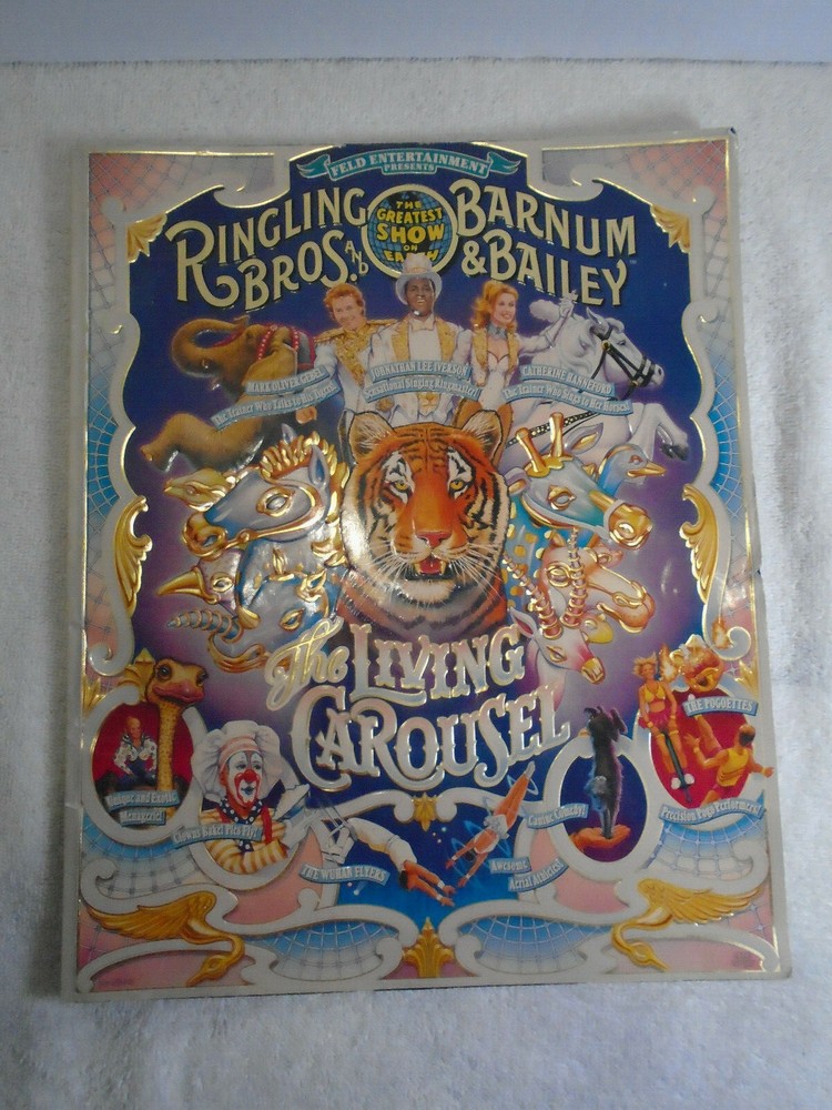 RINGLING BROS and BARNUM & BAILEY CIRCUS 2000 Program The Living Carousel 1999