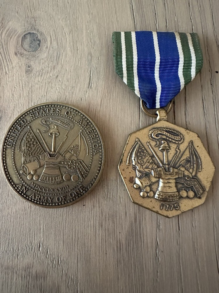 Vintage Military Medal Of Achievement And Military Challenge Coin Army of One