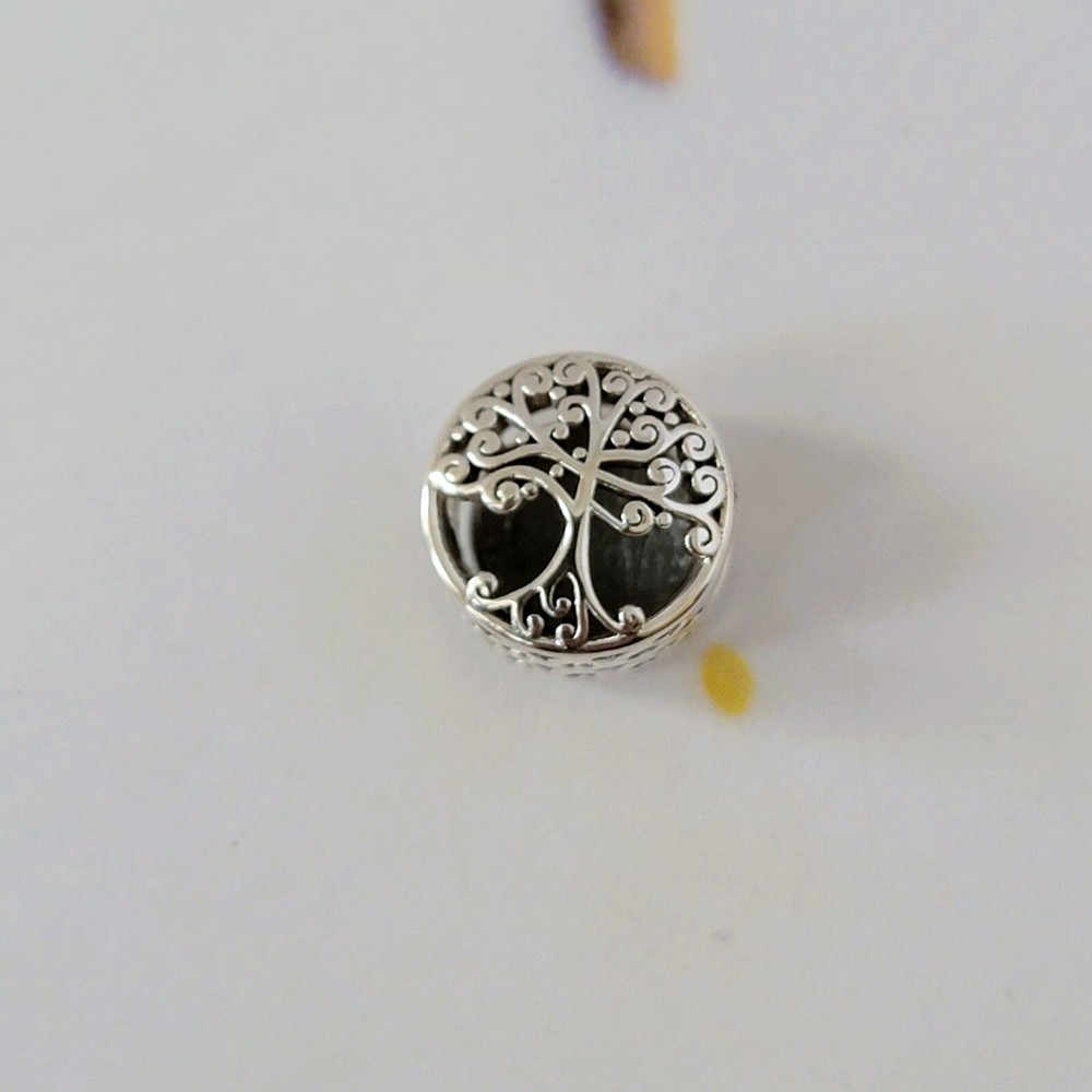New Pandora Authentic Family Root Silver Charm