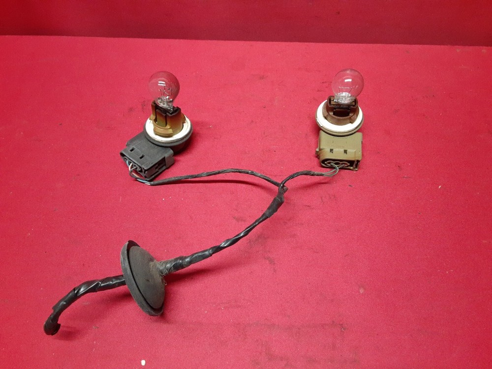 2005-2007 Ford Focus Sedan Left Driver Side Taillight with Pigtail Wiring
