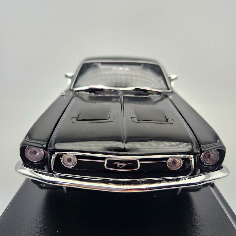1967 Ford Mustang GTA Fastback - Black - By Maisto