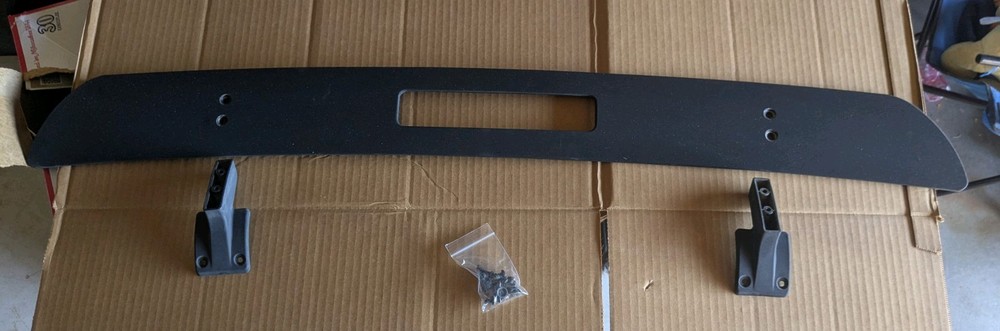 1996 - 2002 TOYOTA 4RUNNER TRUNK HATCH REAR SPOILER WING  ASSEMBLY OEM FACTORY