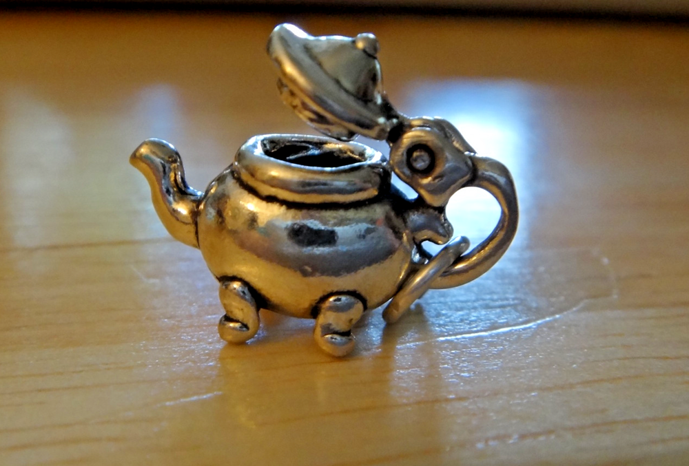 3D 18x12mm 3g Movable Coffee Pot Teapot with cute feet Sterling Silver Charm