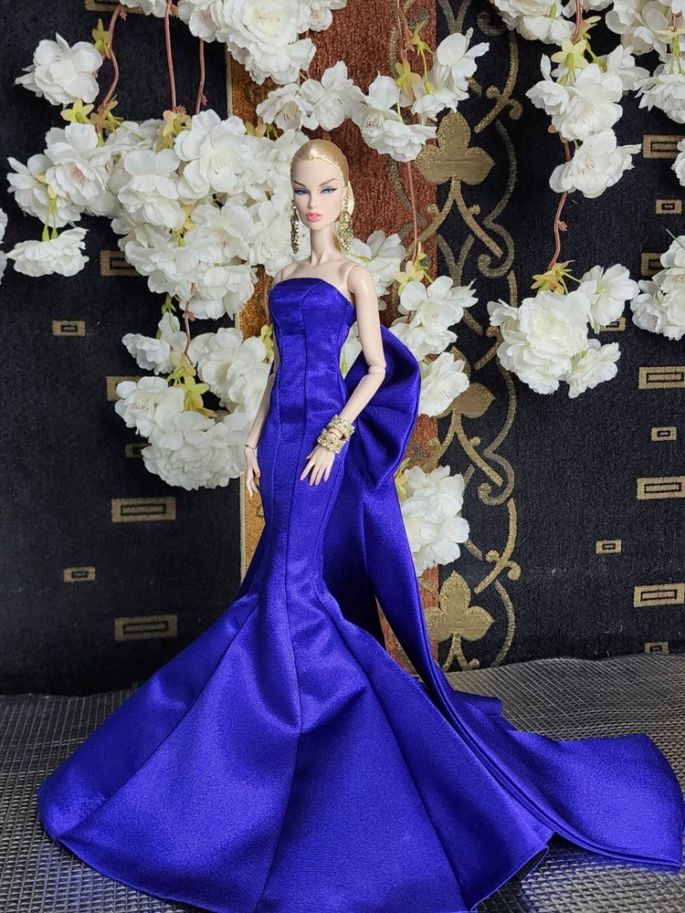 Clearance Sale Silk Stone Fashion Royalty Barbie Doll Dress NEW-image