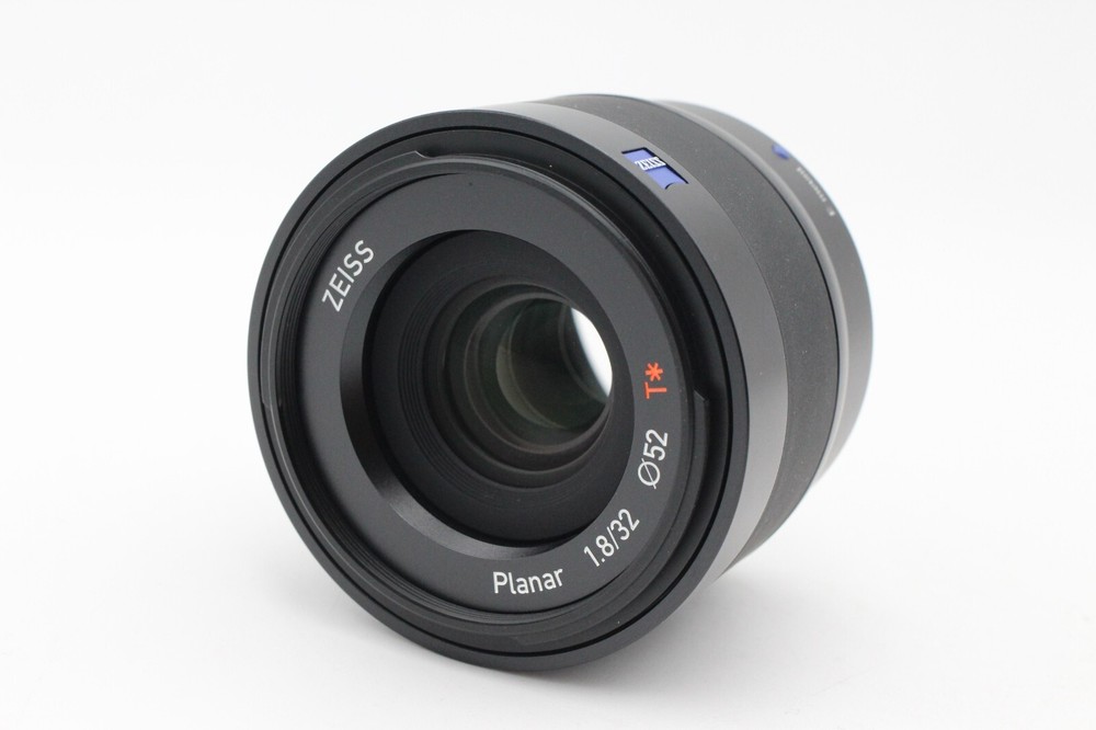 Mint Carl Zeiss Touit 32mm f1.8 Sony E Mount Lens #12922