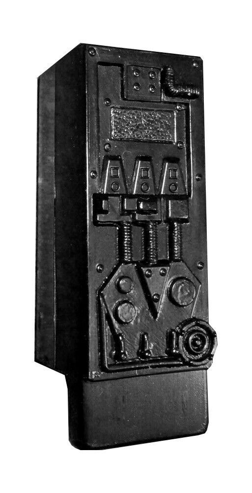 PREORDER Masters of the Universe Skeletor Laser Light Battery Pack Reproduction  