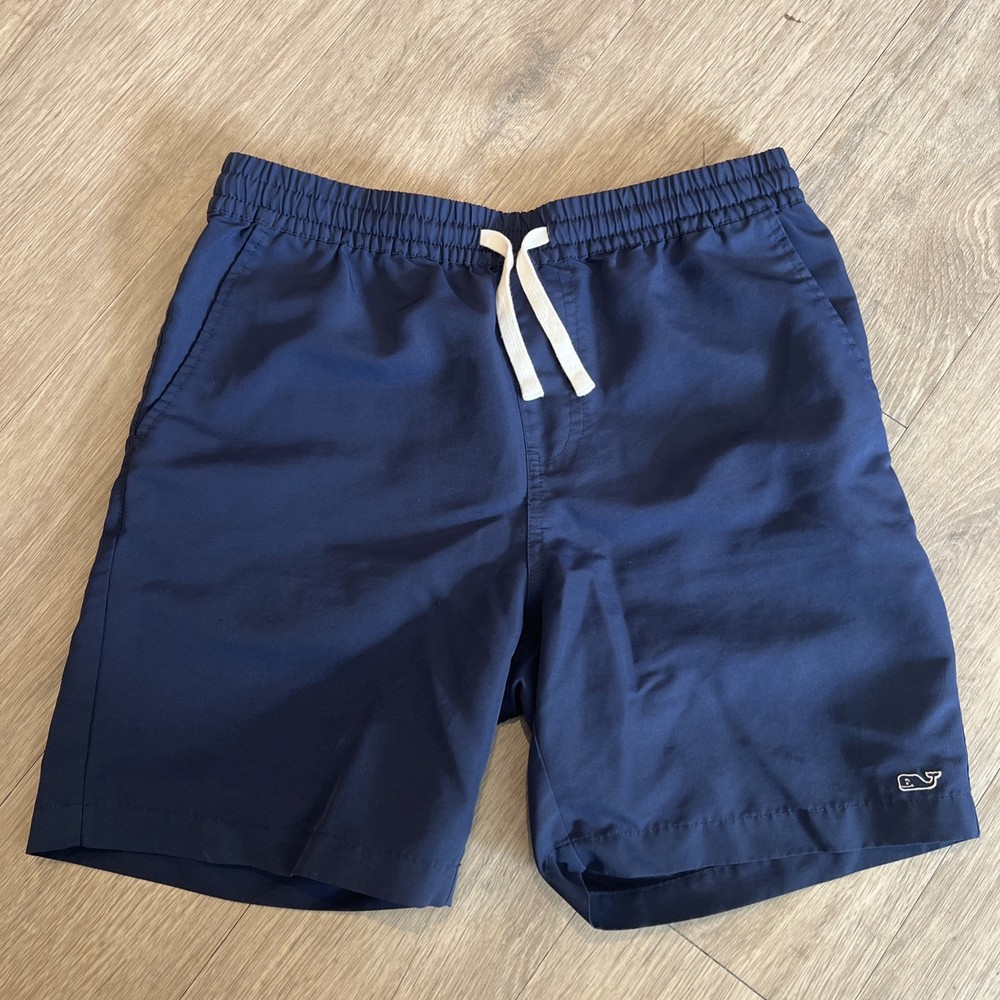 Men’s Vineyard Vines Shorts- Small